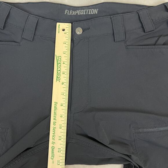 Duluth Flexpedition Pants Mens 40x32 Black Cargo Tech Relaxed Fit Outdoor Hiking - Picture 5 of 12
